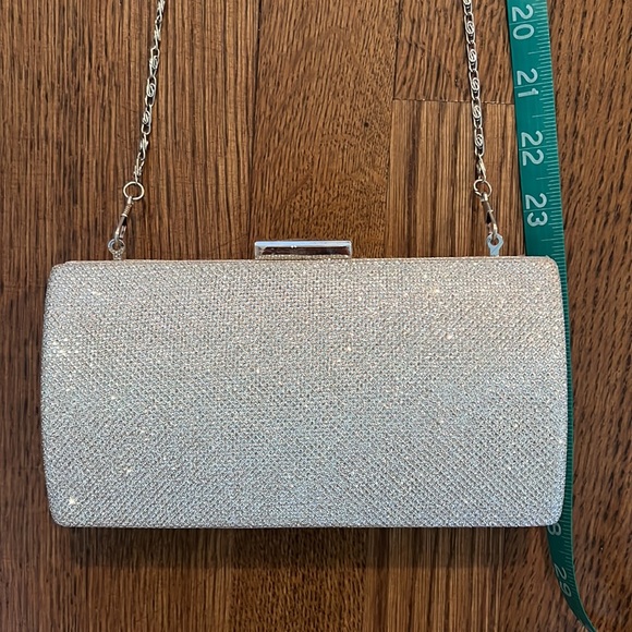 Sparkly Cross Body Purse - Picture 9 of 9